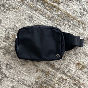 Lululemon Everywhere Belt Bag Large 2L
